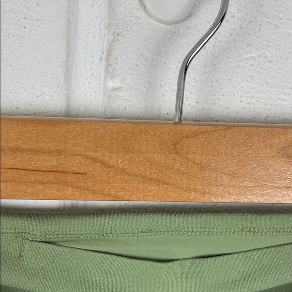 Nike Yoga women’s dri-fit luxe flared green performance pant stretch size XL - Picture 5 of 6